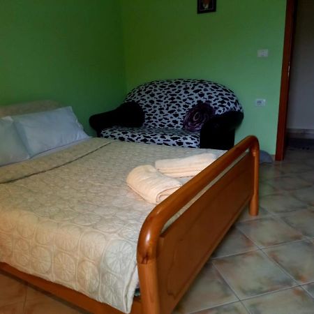 Manthoguesthouse Gjirokastra Zewnętrze zdjęcie